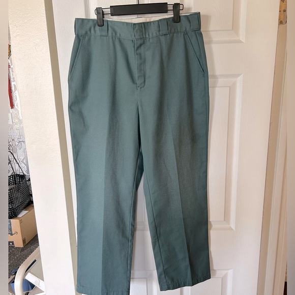 Dickies Hi Waisted Ankle Green Urban Outfitters Size 12 UO - Picture 2 of 6